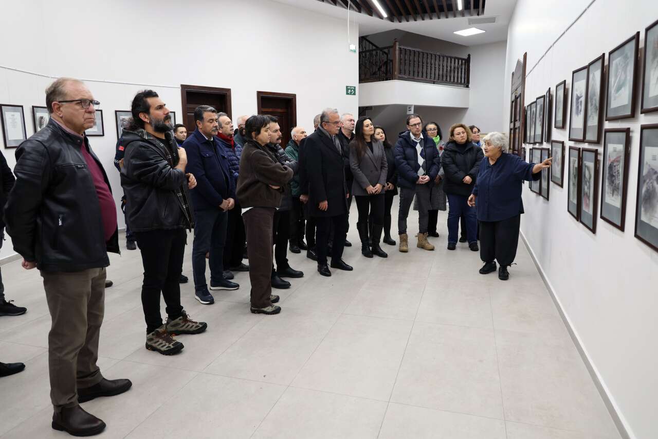 Depremin Acısı Tuvale Yansıdı: “Unutma” Sergisi 04.17’de Açıldı 11